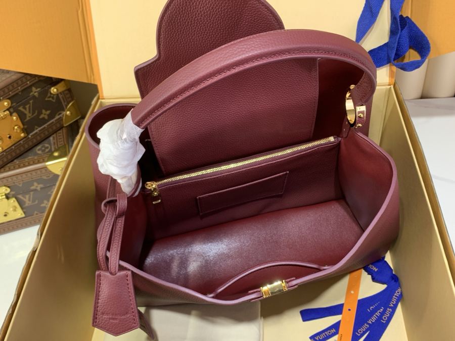 1:1 Replica LV bag Capucines M26319 — Premium Replica — photo 9
