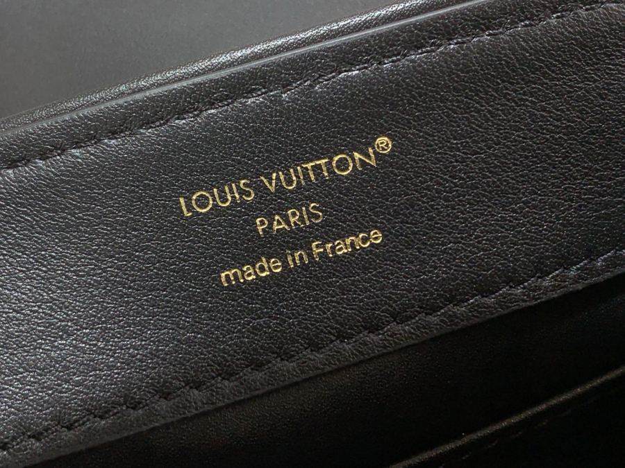1:1 Replica LV bag capucines mini M13335 — AAA Quality Replica — photo 8