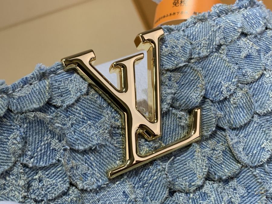 1:1 Replica LV bag CAPUCINES M28305 — 1:1 Replica — photo 5