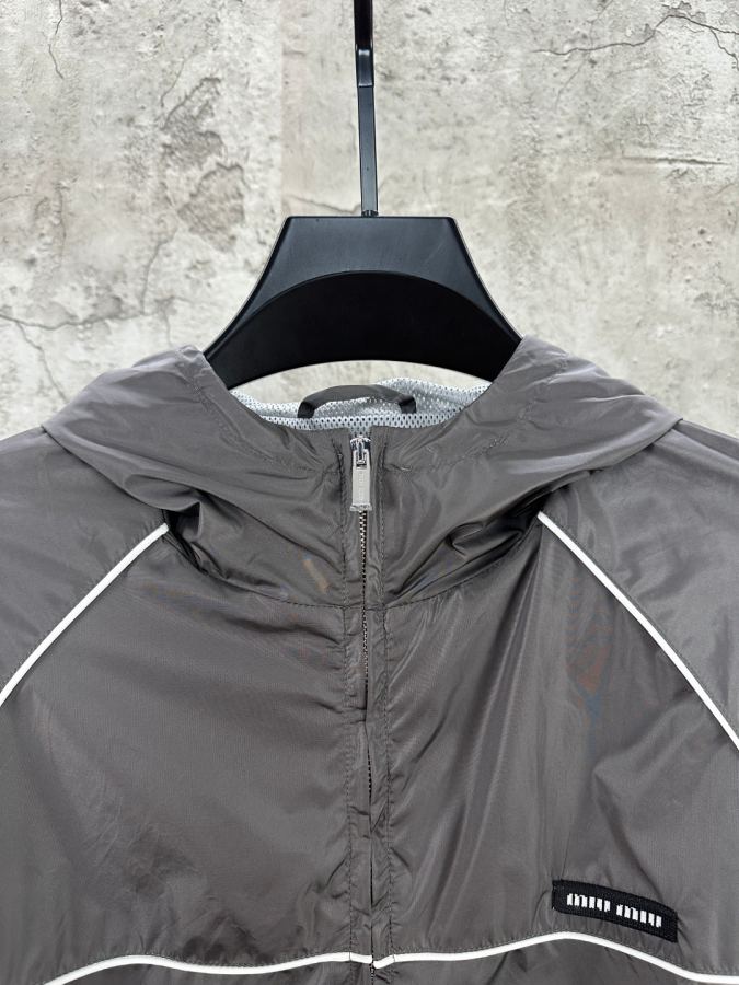 1:1 Replica MIUMIU men Support replacement after the year! — AAA Quality Replica — photo 2