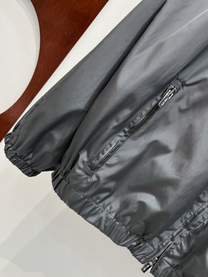 1:1 Replica MIUMIU men — AAA Quality Replica — photo 5