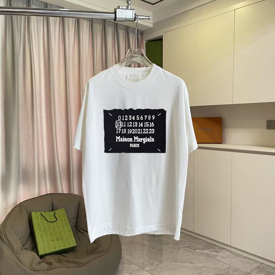 1:1 Replica MM6 men — Premium Replica