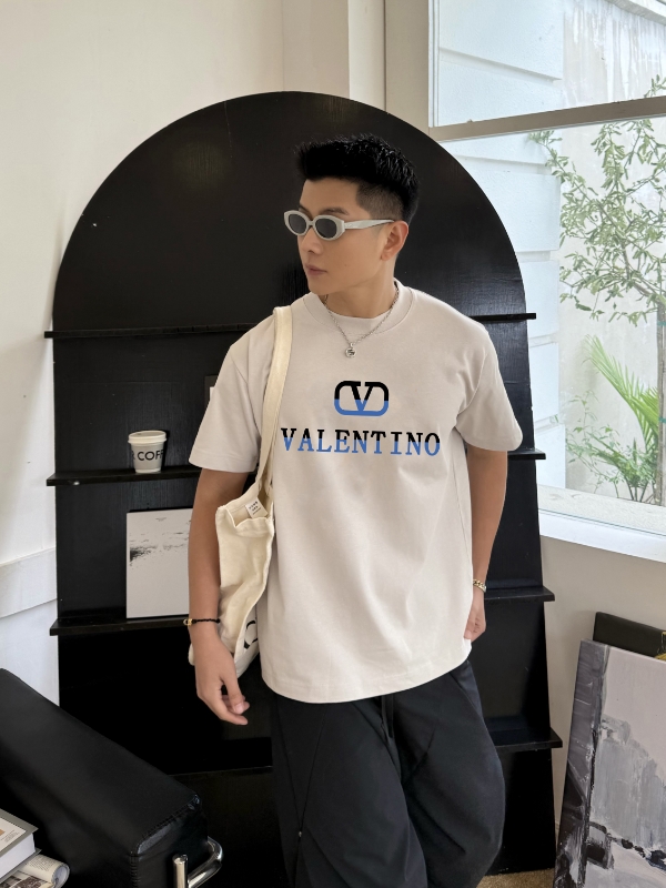1:1 Replica Valentino men — AAA Quality Replica — photo 3