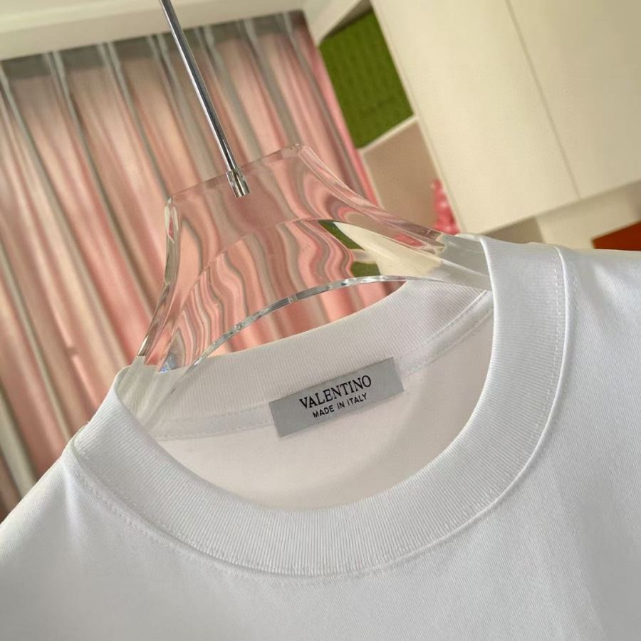 1:1 Replica Valentino men — AAA Quality Replica — photo 4