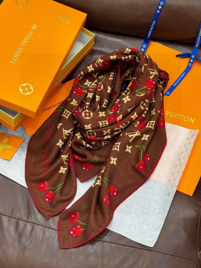1:1 Replica LV scarf LV X TM MONOGRAM — Premium Replica — photo 5