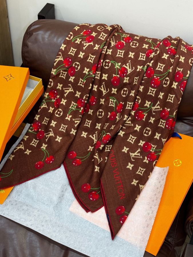 1:1 Replica LV scarf LV X TM MONOGRAM — Premium Replica — photo 6