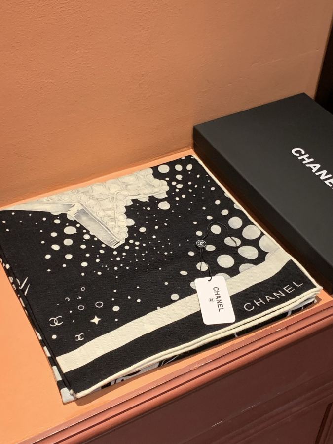 1:1 Replica Chanel scarf Chanel — 1:1 Replica — photo 3