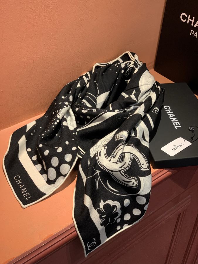 1:1 Replica Chanel scarf Chanel — 1:1 Replica — photo 5