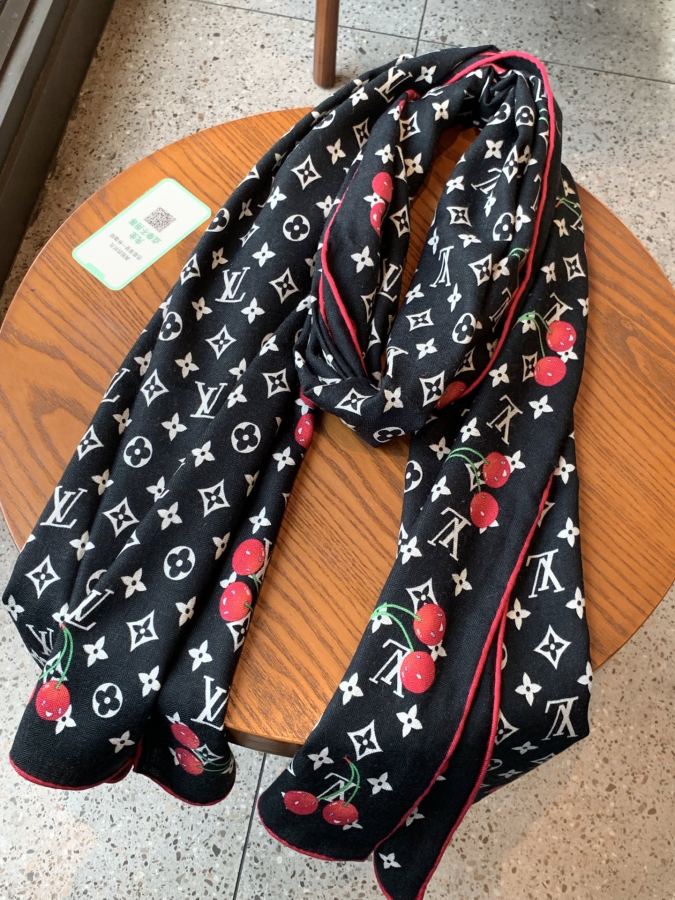1:1 Replica LV scarf LV X TM MONOGRAM — 1:1 Replica — photo 5