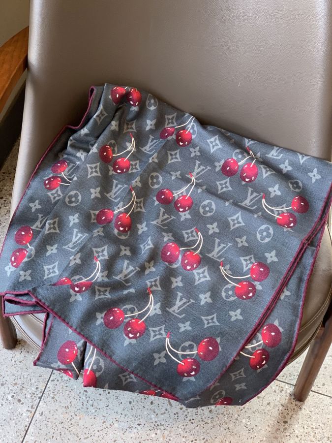 1:1 Replica LV scarf LV X TM MONOGRAM — AAA Quality Replica — photo 8