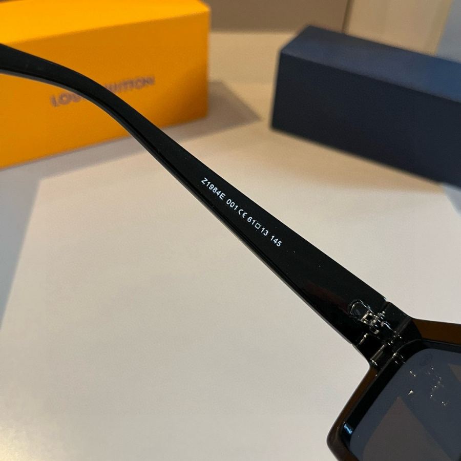 1:1 Replica LV glasses ¥ — AAA Quality Replica — photo 10