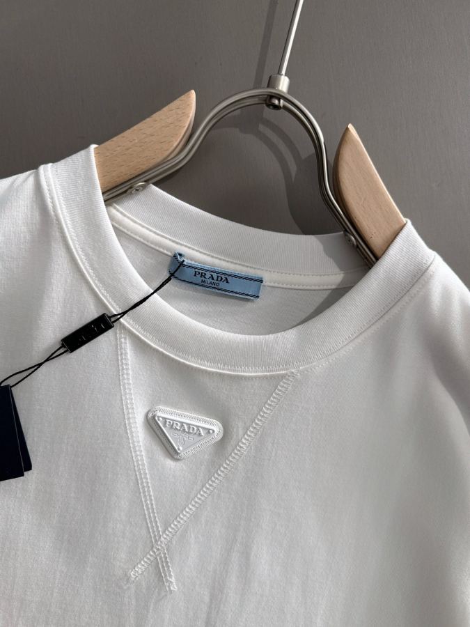 1:1 Replica Prada men PRADA 2026 logo t — AAA Quality Replica — photo 4