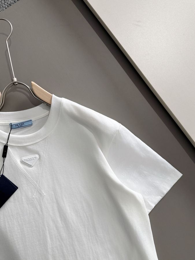 1:1 Replica Prada men PRADA 2026 logo t — AAA Quality Replica — photo 3