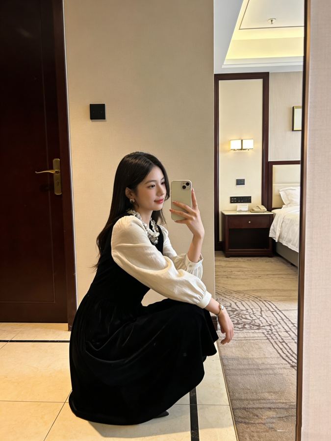1:1 Replica Miumiu Women — AAA Quality Replica — photo 2