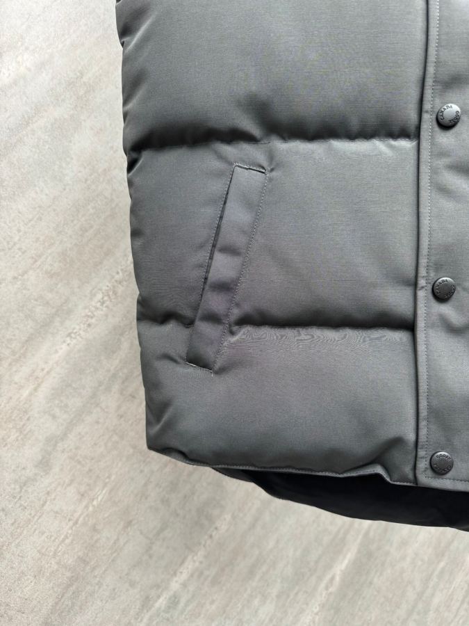 1:1 Replica GOOSE down jacket Top Version — AAA Quality Replica — photo 5