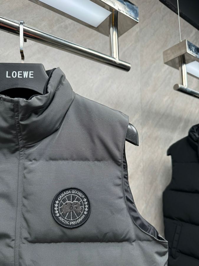 1:1 Replica GOOSE down jacket Top Version — AAA Quality Replica — photo 3