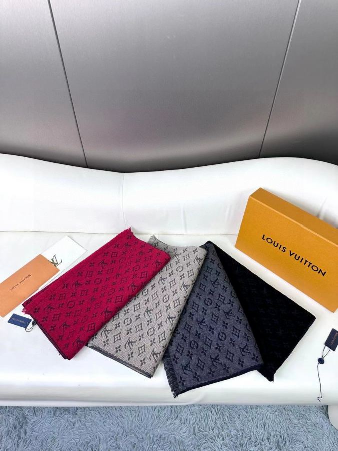 1:1 Replica LV scarf Lv Classical 30*180cm — AAA Quality Replica — photo 9