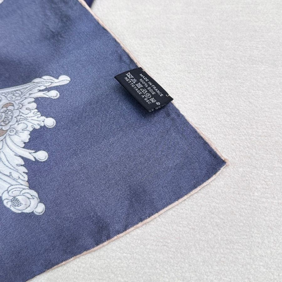 1:1 Replica Hermes Scarf “ ”90 -hermes — Premium Replica — photo 8