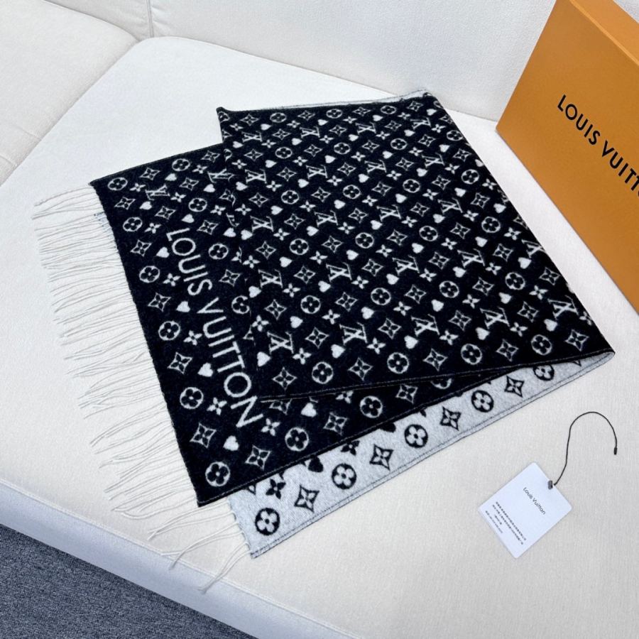 1:1 Replica LV scarf LV Monogram 45*200cm — AAA Quality Replica — photo 4