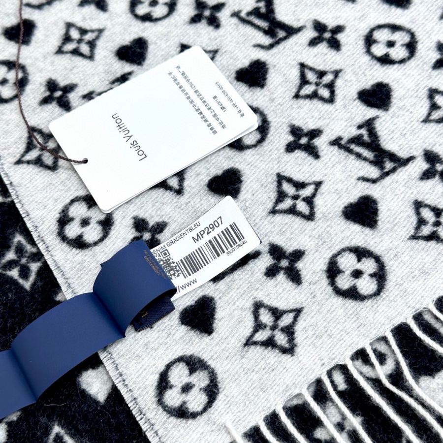 1:1 Replica LV scarf LV Monogram 45*200cm — AAA Quality Replica — photo 8