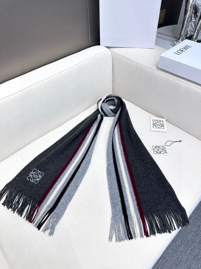 1:1 Replica Loewe scarf LOEWE Classical 30 180 — Premium Replica — photo 5