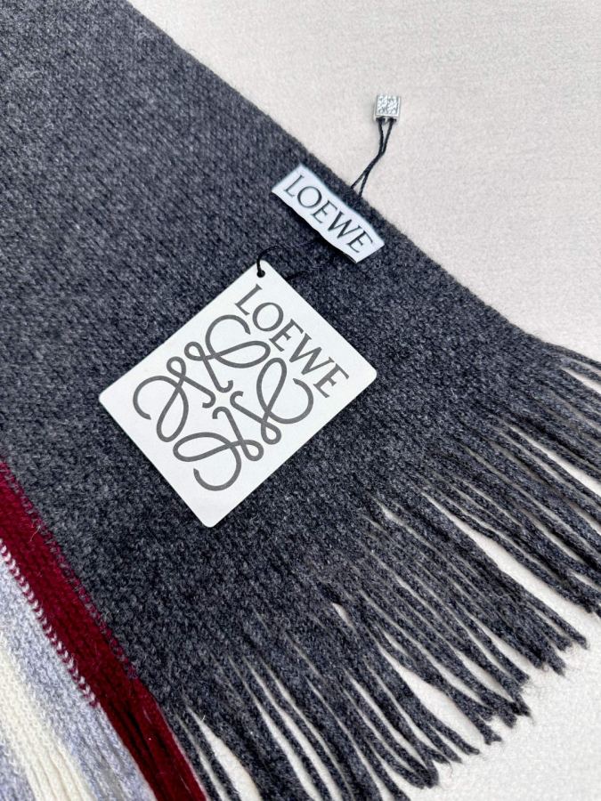 1:1 Replica Loewe scarf LOEWE Classical 30 180 — Premium Replica — photo 7