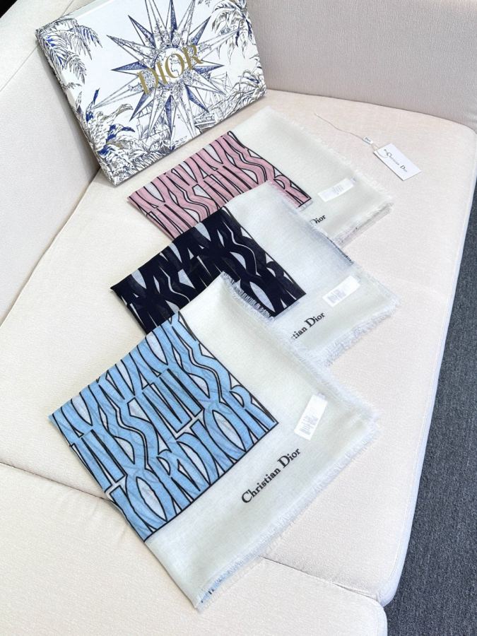 1:1 Replica Dior scarf — AAA Quality Replica — photo 9
