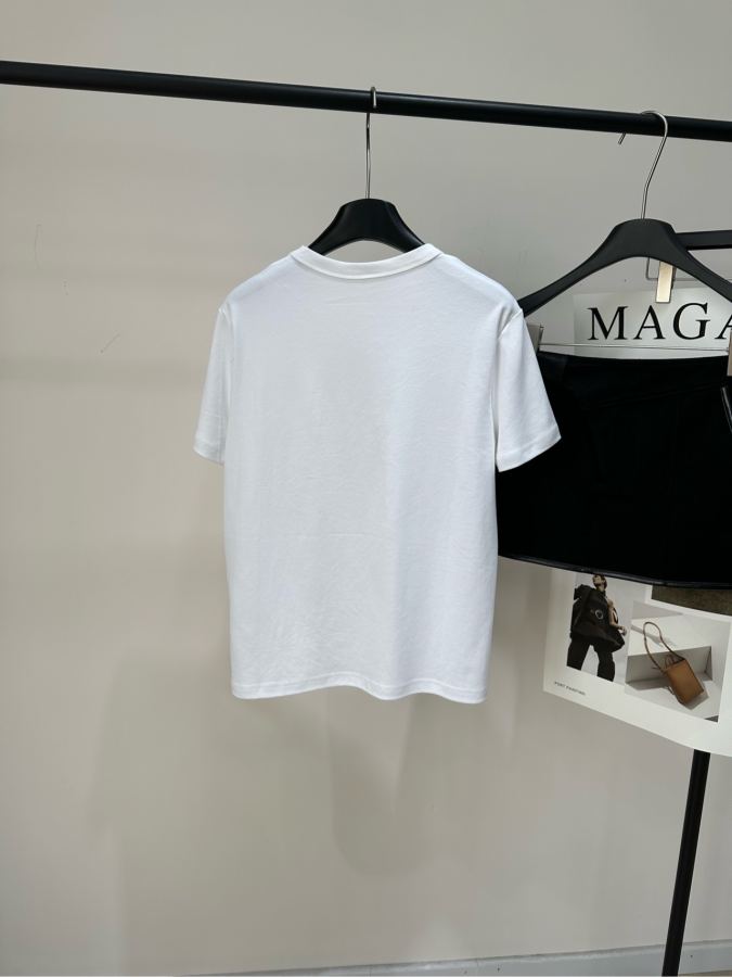 1:1 Replica LV Women lv T — AAA Quality Replica — photo 9