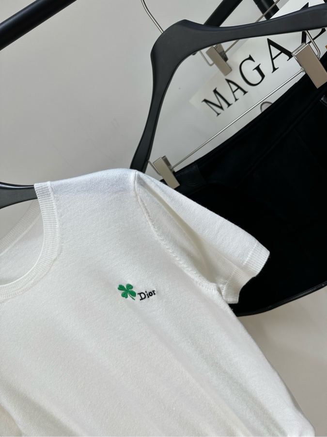 1:1 Replica Dior Women D White — 1:1 Replica — photo 3