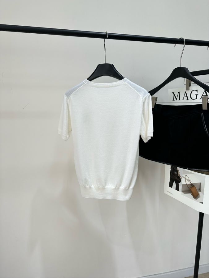 1:1 Replica Dior Women D White — 1:1 Replica — photo 9