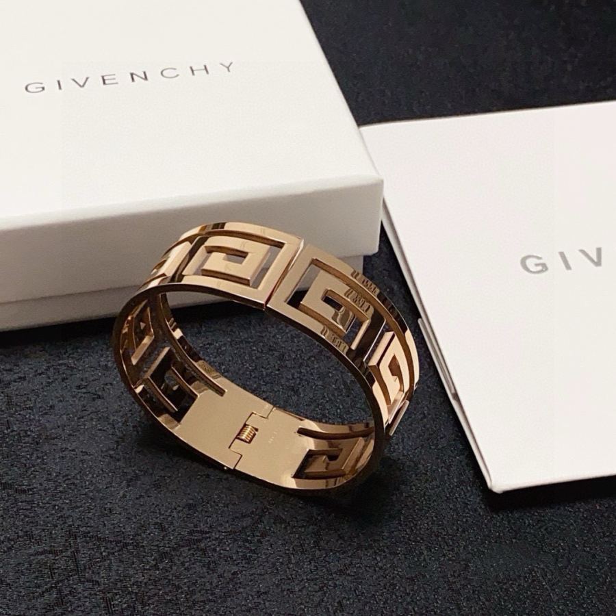 1:1 Replica Givenchy Jewelry New Givenchy LG — Premium Replica — photo 9