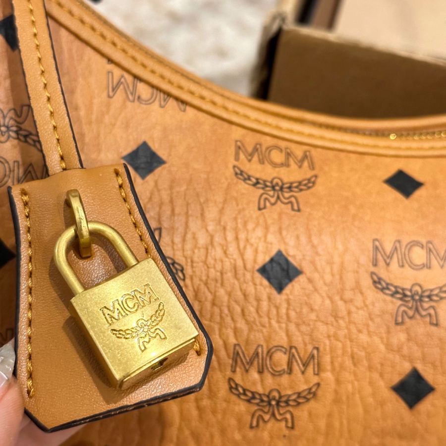 1:1 Replica MCM bag Official website airplane box packaging — AAA Quality Replica — photo 3