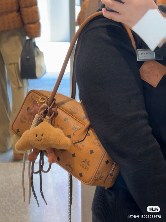 1:1 Replica MCM bag MCM — AAA Quality Replica — photo 10