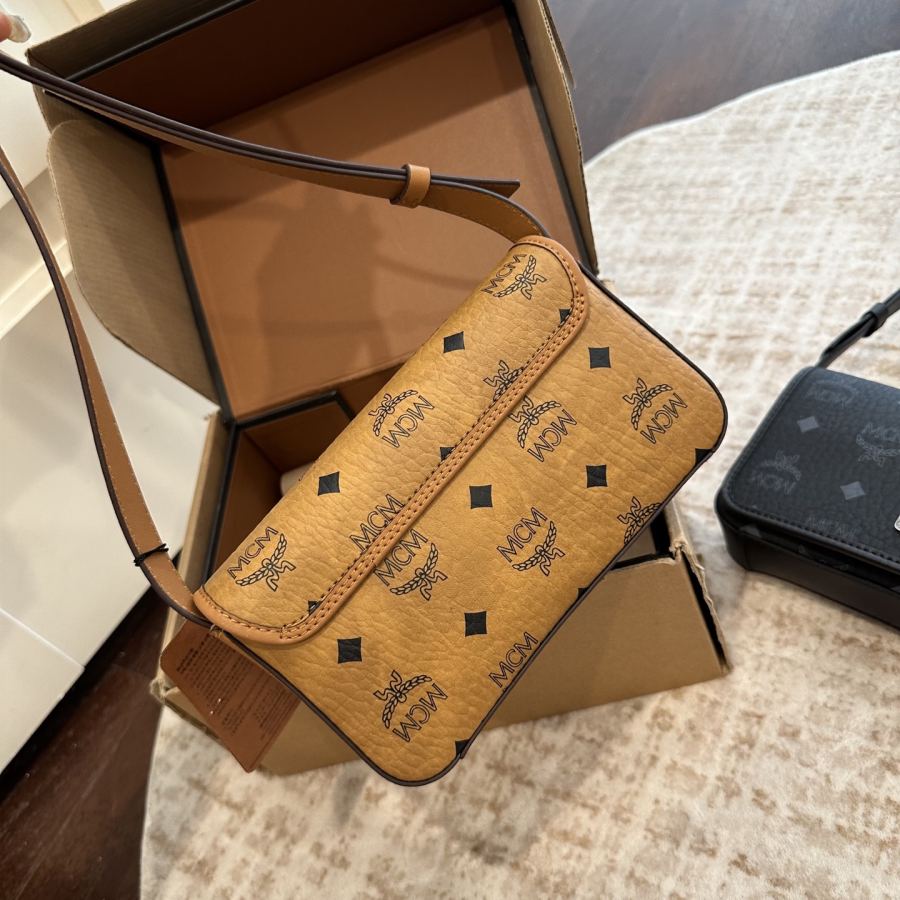 1:1 Replica MCM bag MCM26 New Arrival — Premium Replica — photo 8