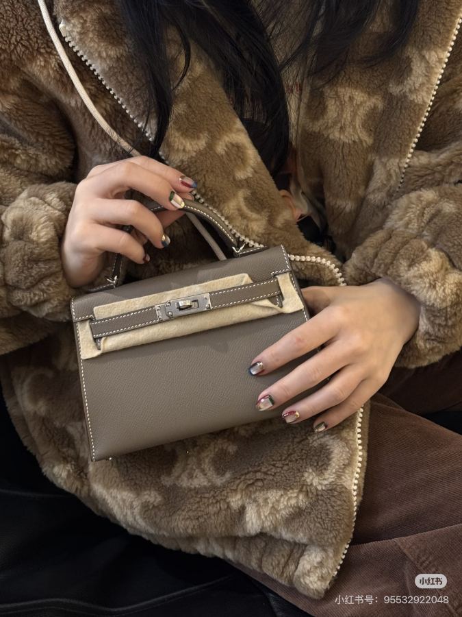 1:1 Replica Hermes Women Hermes — AAA Quality Replica — photo 4