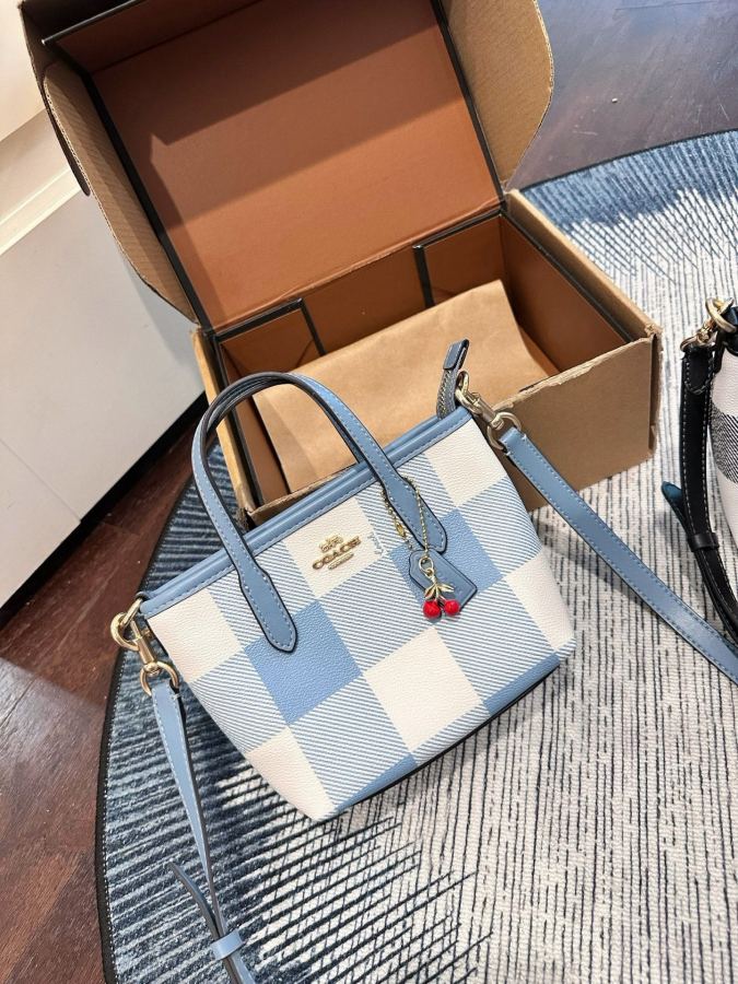 1:1 Replica COACH bag coach — 1:1 Replica — photo 2