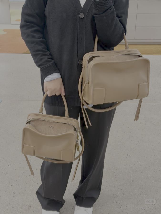 1:1 Replica LOEWE bag LOEWE — 1:1 Replica — photo 3