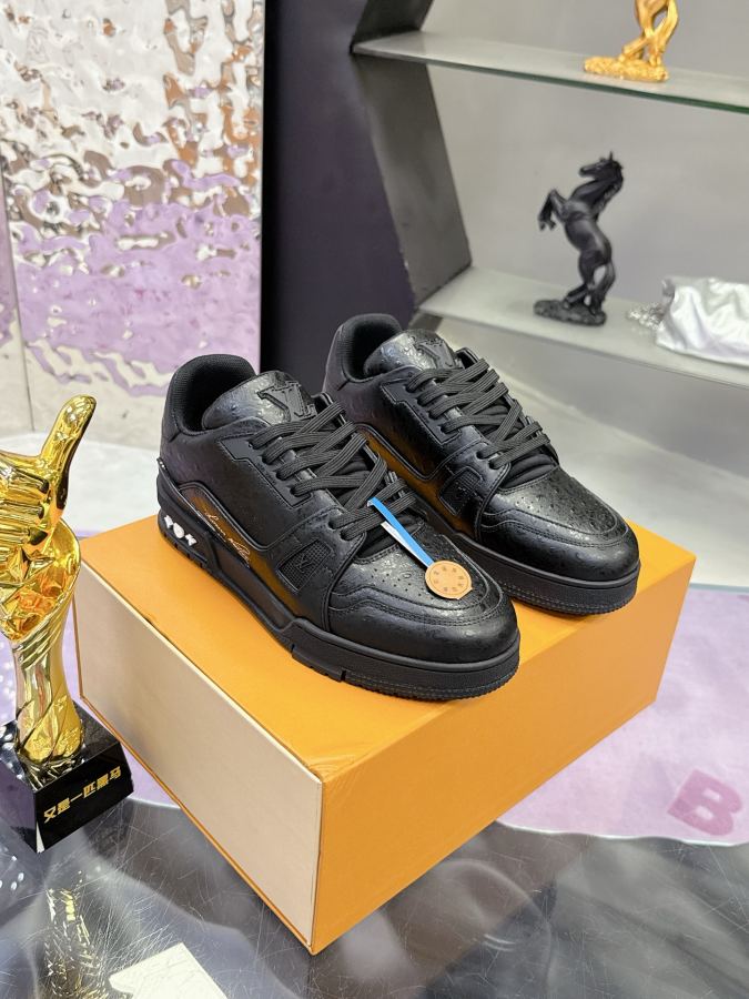 1:1 Replica Louis Vuitton shoe First layer cowhide ostrich pattern series — 1:1 Replica — photo 3