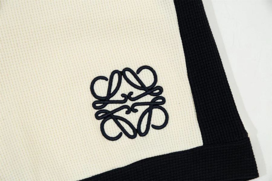 1:1 Replica Loewe men LOEWE 2024 logo — AAA Quality Replica — photo 8