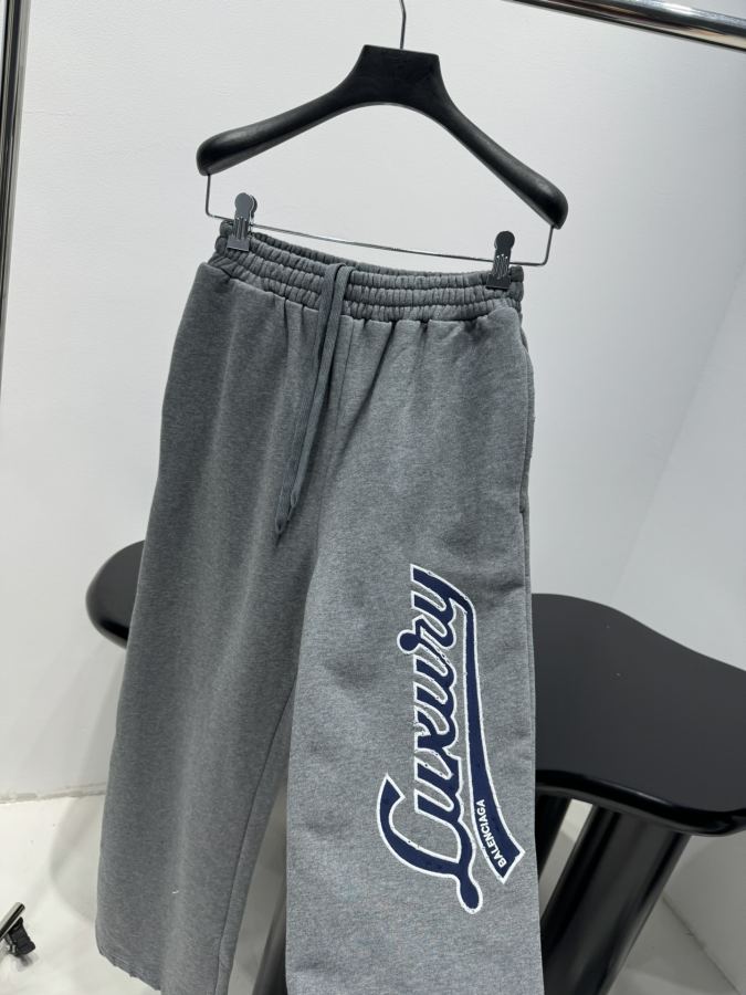 1:1 Replica BALENCIAGA Women 𝐵𝑎𝑙𝑒𝑛𝑐𝑖𝑎𝑔* New Arrival LUXURY SCRIPT — AAA Quality Replica — photo 2