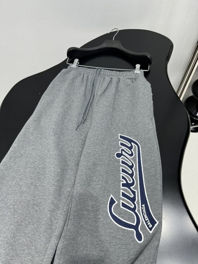 1:1 Replica BALENCIAGA Women 𝐵𝑎𝑙𝑒𝑛𝑐𝑖𝑎𝑔* New Arrival LUXURY SCRIPT — AAA Quality Replica — photo 6