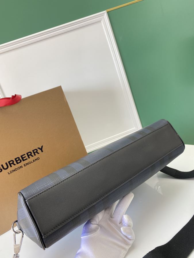 1:1 Replica Briefcase B London — AAA Quality Replica — photo 6