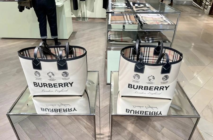 1:1 Replica Burberry bag contrast — Premium Replica — photo 4