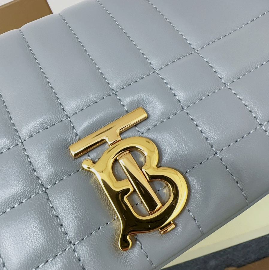 1:1 Replica Burberry bag B TB — AAA Quality Replica — photo 4