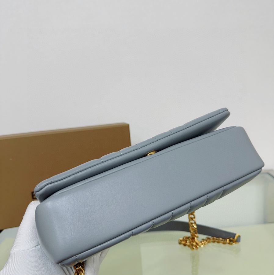 1:1 Replica Burberry bag B TB — AAA Quality Replica — photo 6