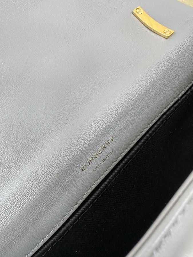 1:1 Replica Burberry bag B TB — AAA Quality Replica — photo 9