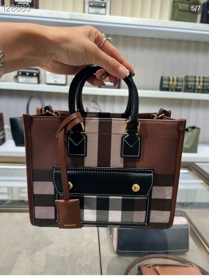 1:1 Replica Burberry bag Freya — 1:1 Replica — photo 7