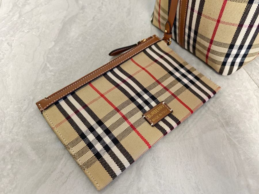 1:1 Replica Burberry bag B Burb — AAA Quality Replica — photo 6