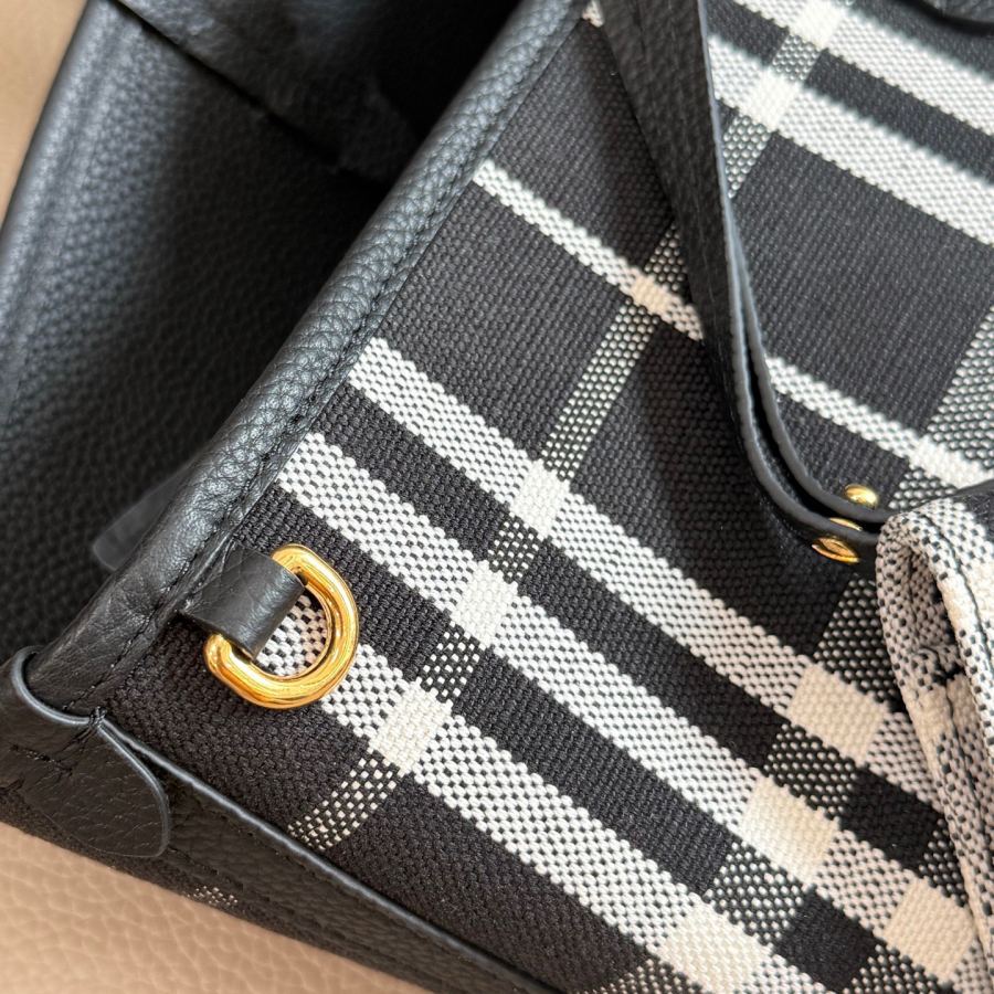 1:1 Replica Burberry bag B Bloomsbury — AAA Quality Replica — photo 6