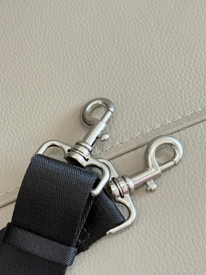 1:1 Replica Burberry bag more details — 1:1 Replica — photo 7